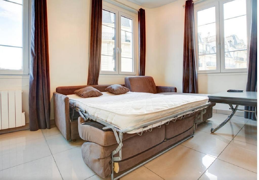 Apartment Notre Dame Bright Parijs Kamer foto